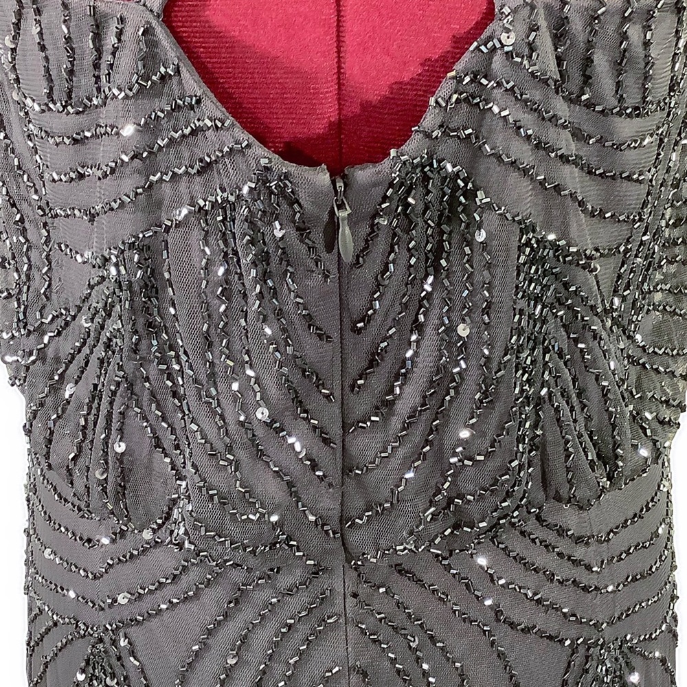 🎉HP🎉 💎ADRIANNA PAPELL Purple Embellished Gown - Picture 8 of 11